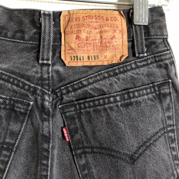 22”/23” Dark Grey High Waisted Levi’s 501 Jeans - Picture 3 of 4